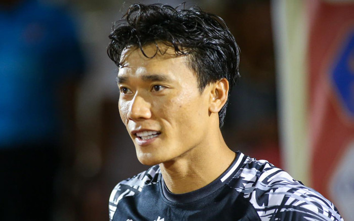 Thủ môn Bùi Tiến Dũng phải nghỉ thi đấu bao lâu? Ảnh 2