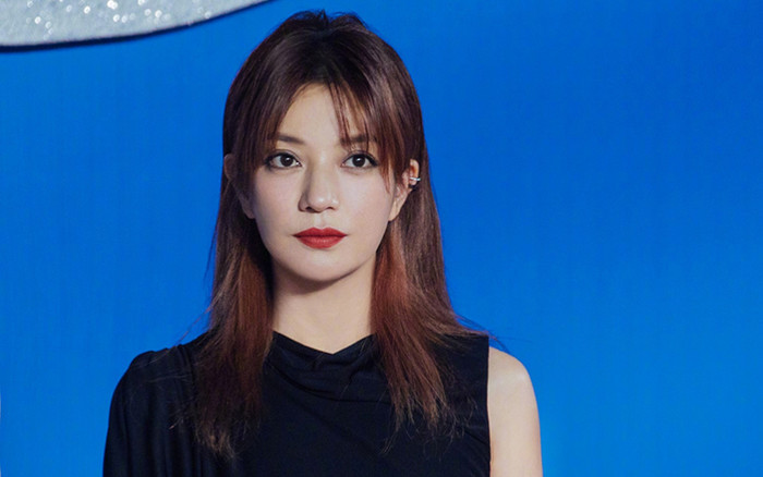 Người tố cáo Triệu Vy đứng sau đường dây buôn bán diễn viên sang Thái Lan – Myanmar là ai? Ảnh 2