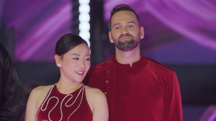 Phương Oanh và Daniel có tổng điểm 8,36 điểm ở Bán kết. 