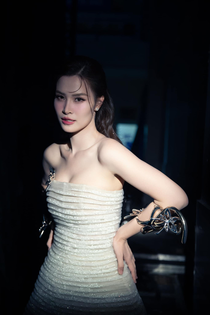 Hơn 1 thập kỷ yêu, Ông Cao Thắng vẫn nguyên một điều với Đông Nhi Ảnh 4