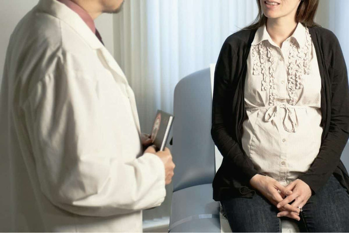 Bác sĩ yêu cầu gửi ảnh vết thương sau sinh, người phụ nữ từ chối và cái kết không ngờ Ảnh 1