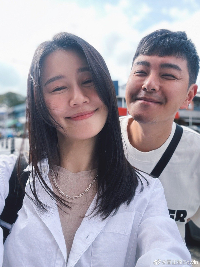 Kết hôn hơn 10 năm nhưng cặp đôi nổi tiếng này vẫn chưa thể lên chức.