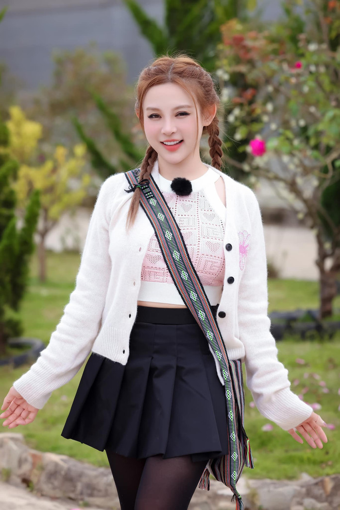 Sắc vóc trẻ trung của Huyền Baby khiến nhiều người trầm trồ, ngưỡng mộ. (Ảnh FBNV)