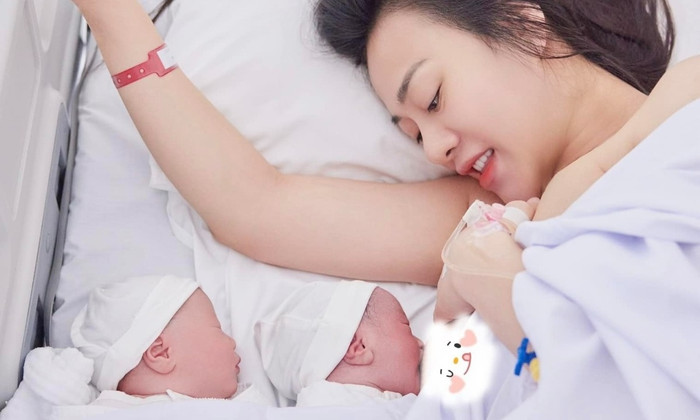 Phương Oanh sinh đôi vào tháng 5/2024. (Ảnh FBNV)