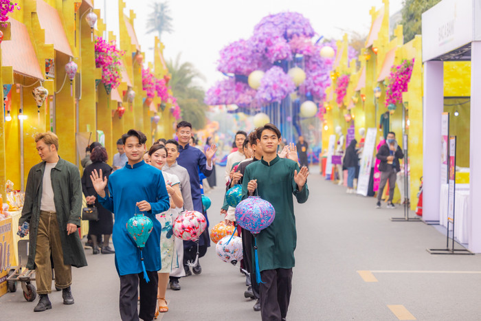 Lễ hội 'Ánh sáng phương Đông' kéo dài 58 ngày tại Ocean City (Hưng Yên) từ 18/1 đến 16/3. 