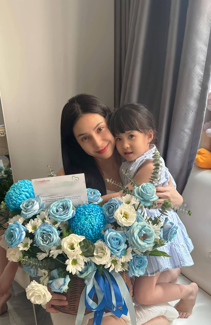 Thiên An là mẹ đơn thân của một bé gái 3 tuổi. (Ảnh FBNV)