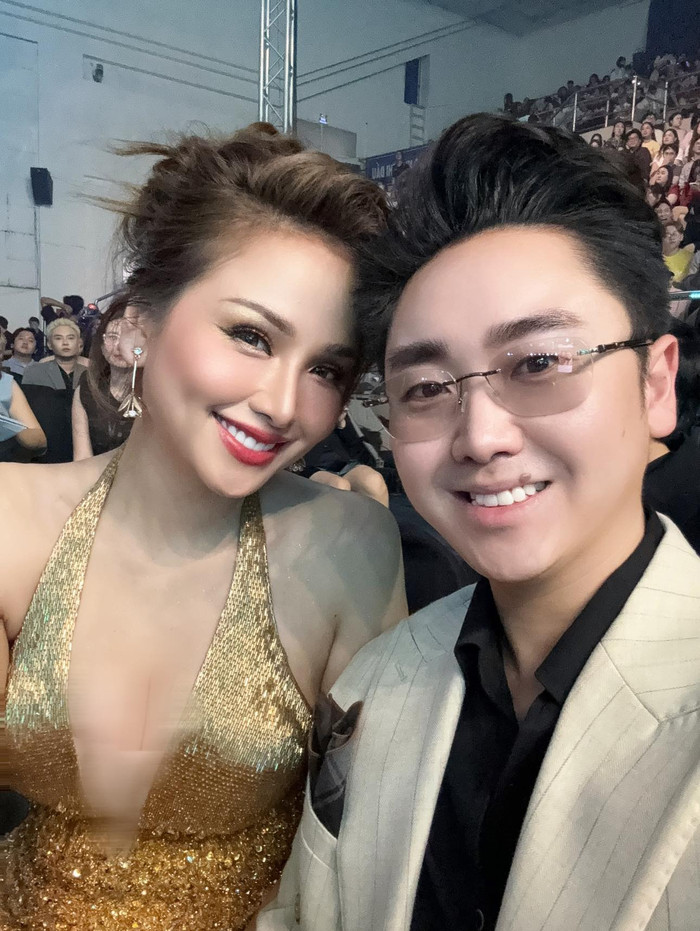 Nàng hậu sinh năm 1990 được nhiều người nhận xét là vẫn trẻ trung, quyến rũ như ngày nào. (Ảnh FBNV)