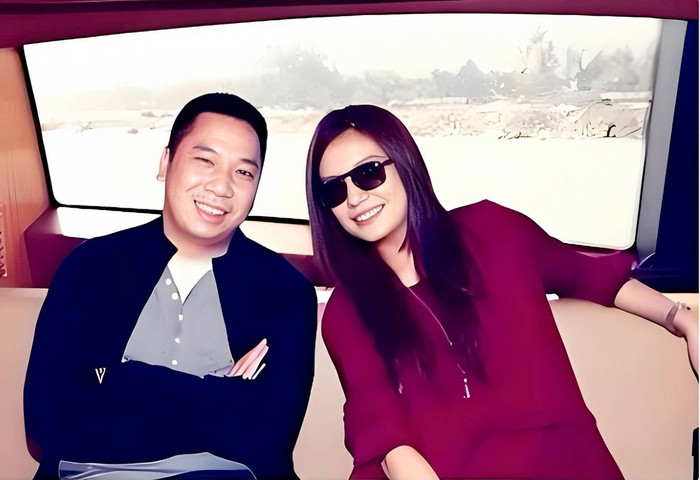 Không những thế, Huỳnh Hữu Long còn kết hôn với Triệu Vy.
