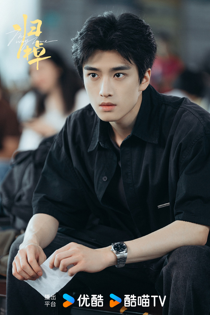 Vì cài cắm khá nhiều cảnh hint mập mờ của 2 nam chính khiến Quy Trạo bị 'sờ gáy', buộc Youku phải xóa không ít cảnh phim.