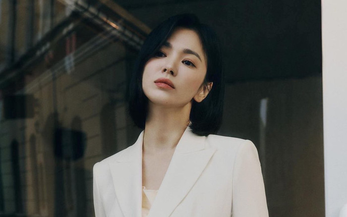 Song Hye Kyo cảm thấy khổ sở sau khi ly hôn Song Joong Ki Ảnh 2