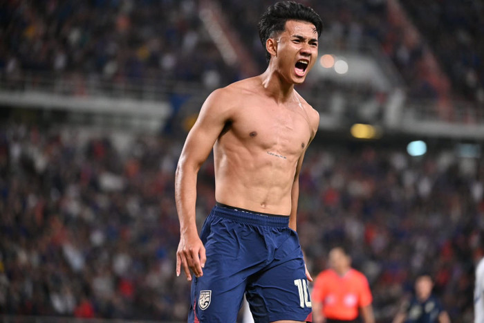 Piyapong Pue-on đã tiết lộ tiền đạo Suphanat 'liều mạng' đưa tuyển Thái Lan vào chung kết AFF Cup 2024. Ảnh: FAT