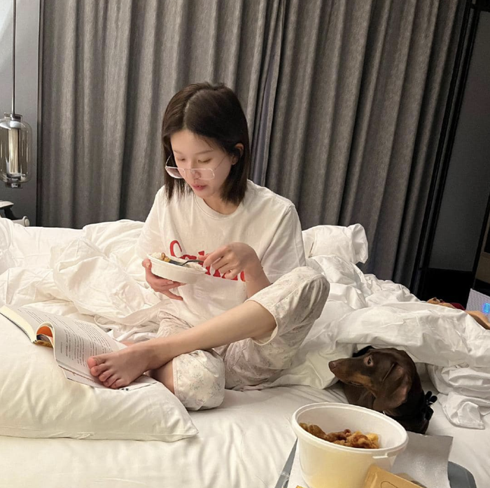 Hình ảnh mới nhất của Triệu Lộ Tư.