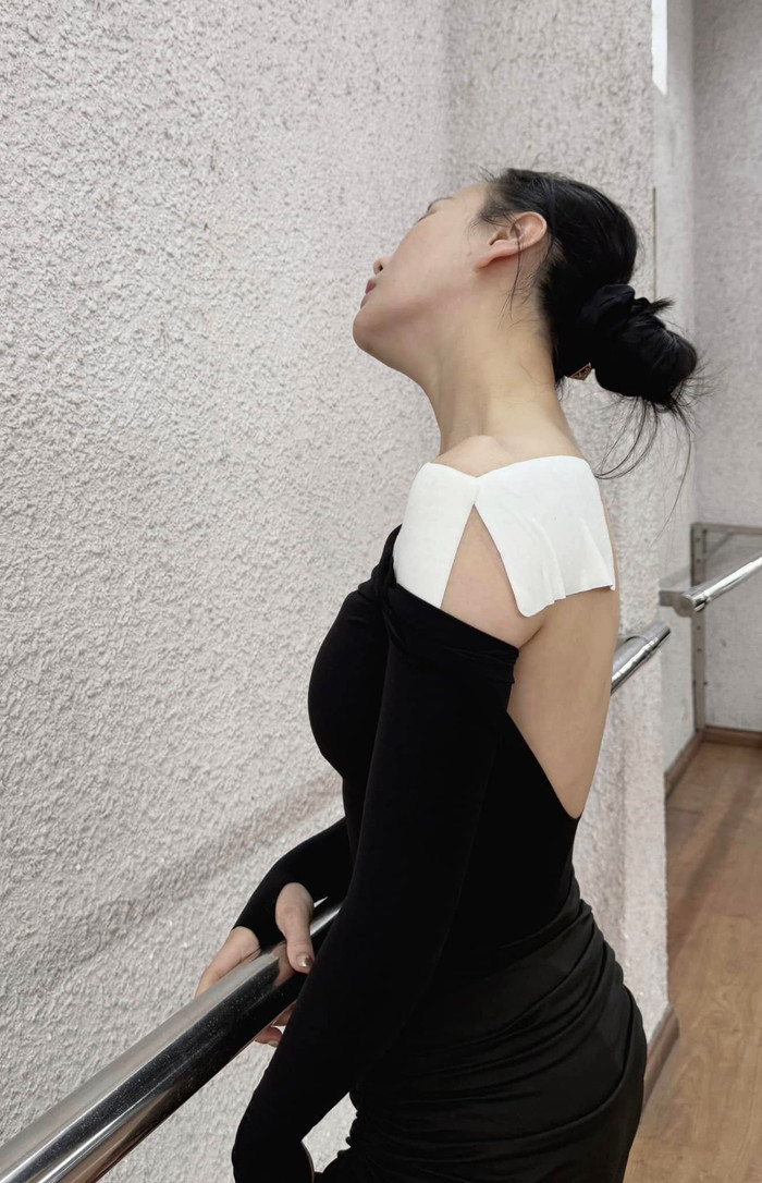 Phương Oanh gặp nhiều trở ngại, đau đớn trong hành trình tập luyện để thi đấu tại Bước Nhảy Hoàn Vũ. Ảnh: FBNV