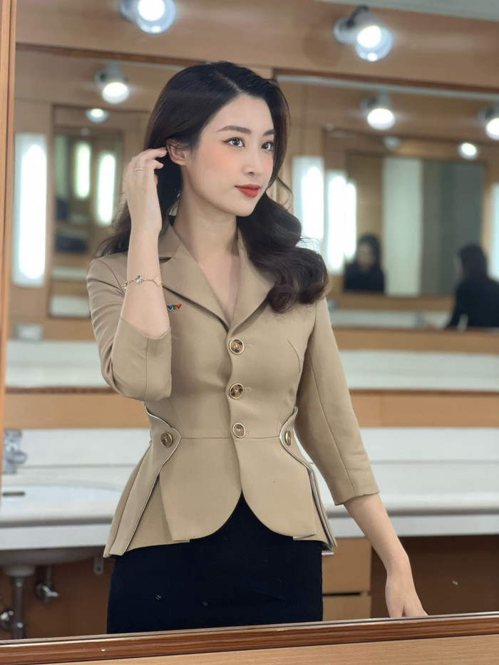 Showbiz 24h: Đỗ Mỹ Linh đang dần quay trở lại với showbiz. Ảnh: FBNV