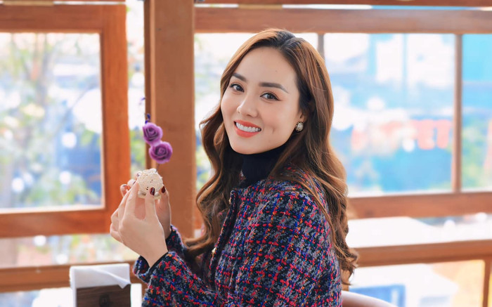 Vợ Công Lý 'đầu tư' gần trăm triệu để đi cà phê Ảnh 2