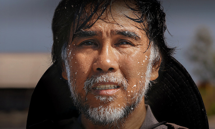 Quyền Linh đảm nhiệm nhiều vai diễn khắc khổ. Ảnh: FBNV