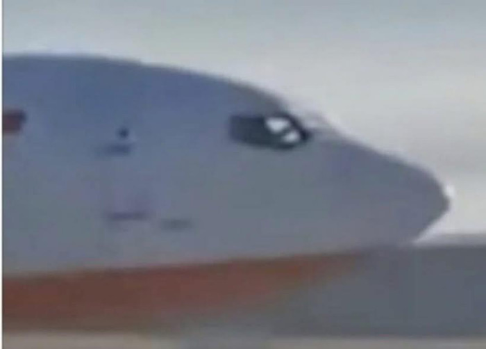 Hình ảnh khắc hoạ những nỗ lực cuối cùng của vị cơ trưởng trọng vụ tai nạn khiến 179 người tử vong.