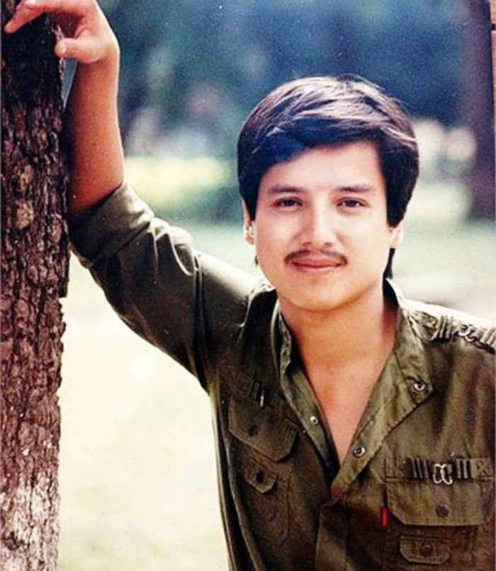 Nam nghệ sĩ trải qua thời gian chật vật với 'cơm, áo, gạo, tiền'. Ảnh: FBNV