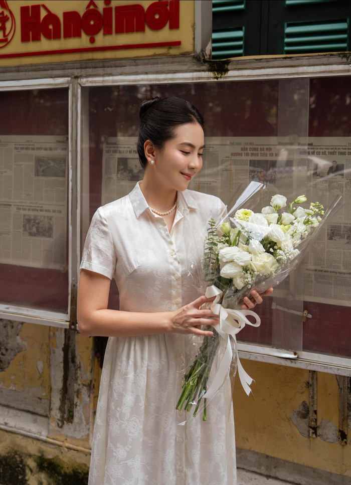 Nữ MC còn kinh doanh cũng như nhiều lần được mời tham gia sự kiện, quảng cáo cho các nhãn hàng. (Ảnh FBNV)