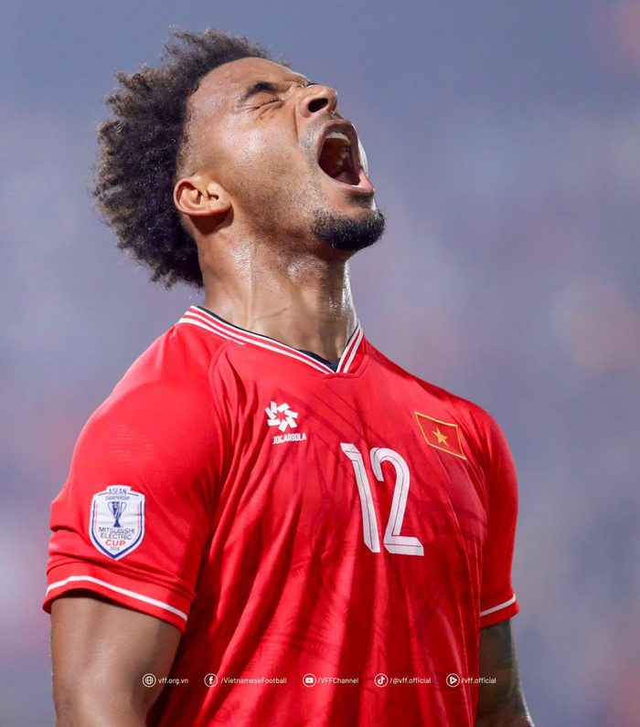 Tiền đạo Nguyễn Xuân Son đã có chia sẻ độc đáo trên mạng xã hội sau khi tuyển Việt Nam thắng Thái Lan. Ảnh: VFF