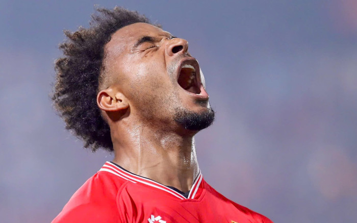 Nguyễn Xuân Son đáp lại trung vệ Thái Lan cực chất: 'Tôi là…' Ảnh 2