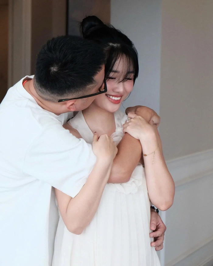 MC Quỳnh Chi từng gặp vấn đề sức khỏe, dẫn đến khó khăn khi mang bầu. (Ảnh FBNV)