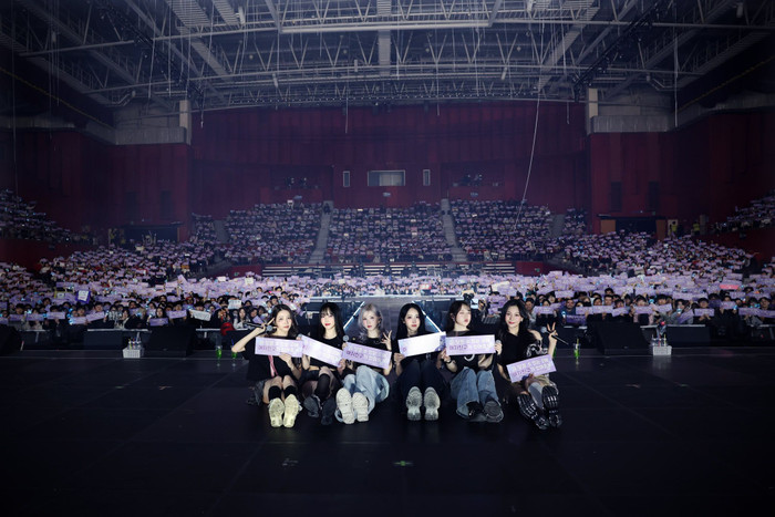 GFRIEND khóc nấc trên sân khấu tái hợp Ảnh 4