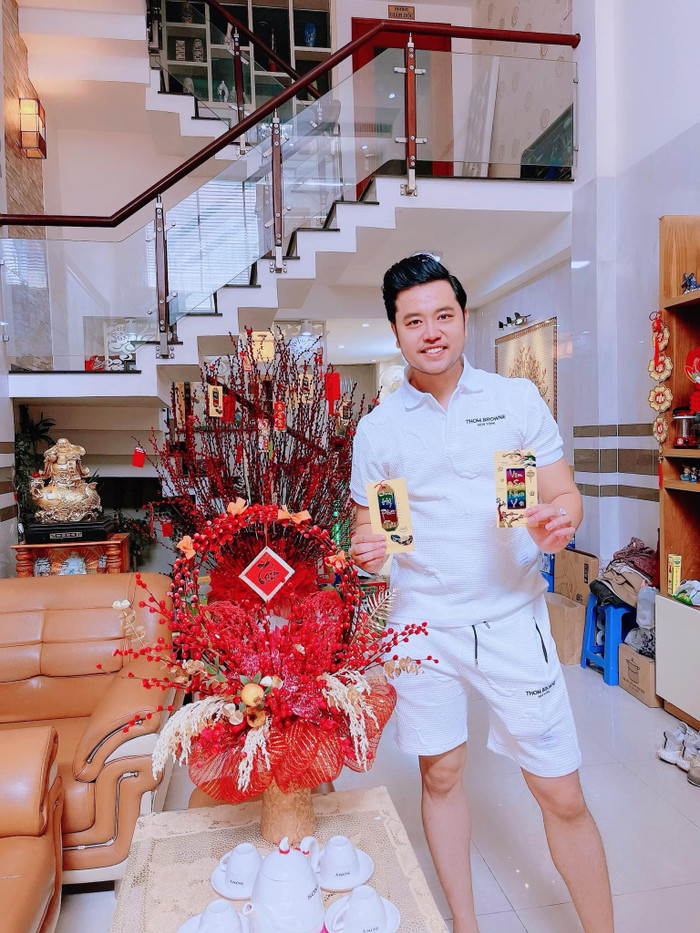 Nam người mẫu Vbiz từng hẹn hò nữ tỷ phú, cuộc sống giờ ra sao? Ảnh 4