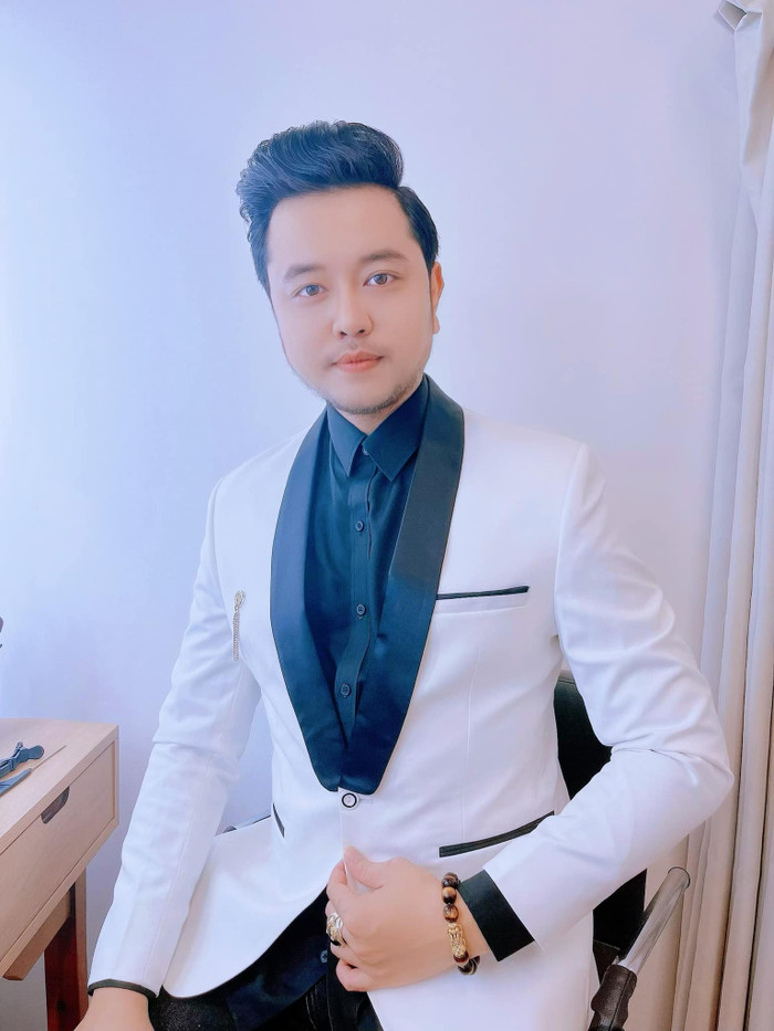 Cuộc sống hiện tại của mẫu nam Vũ Hoàng Việt khiến nhiều người bất ngờ.