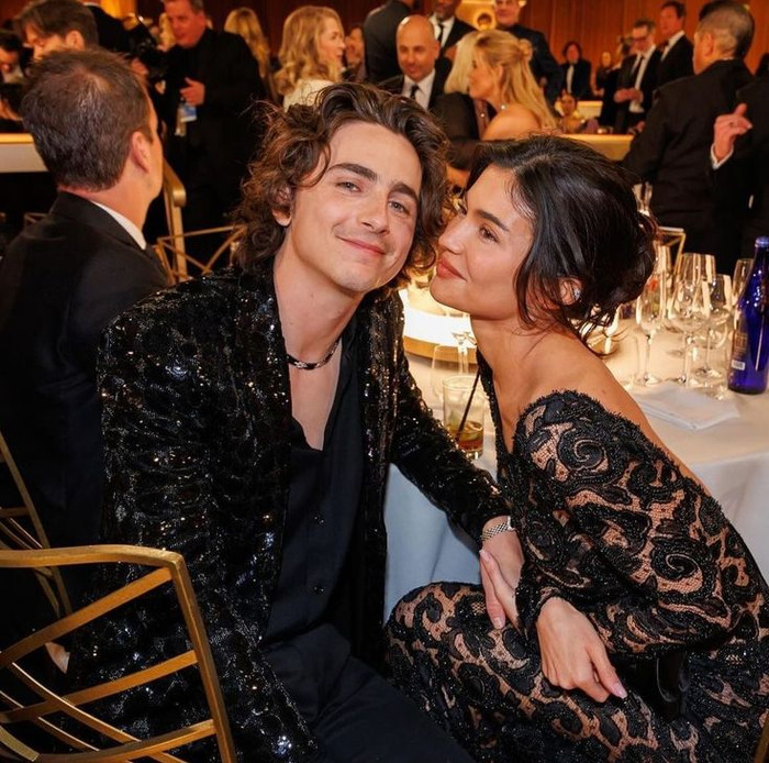 Kylie Jenner bị chỉ trích khi thực hiện 8 chuyến bay chỉ trong vài ngày trên phi cơ riêng.