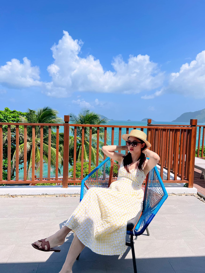 Cô thường xuyên có những chuyến du lịch sang chảnh, xa hoa. (Ảnh FBNV)