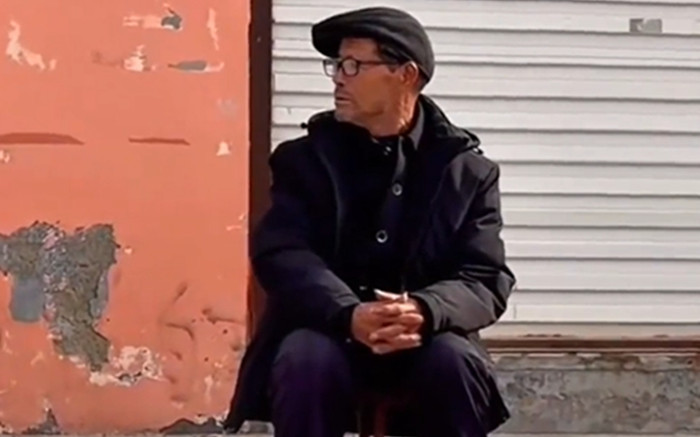 Cụ ông bán rau tại khu chợ quê bỗng nổi tiếng, nhiều người tìm đến ủng hộ Ảnh 2