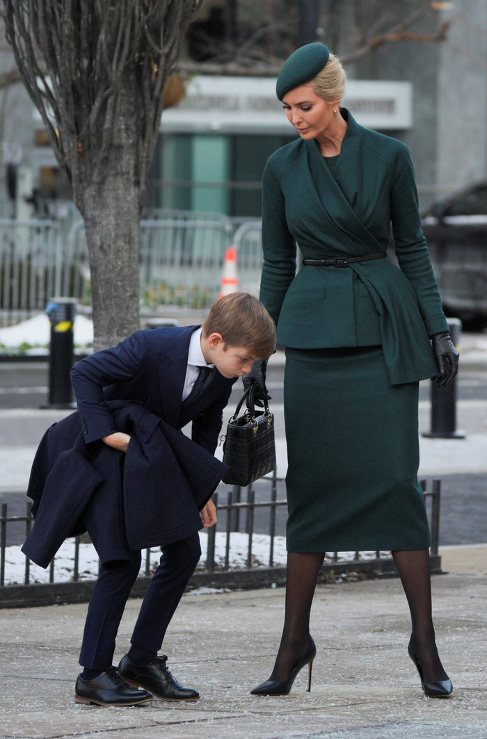 Thời trang đẳng cấp của nhà Donald Trump trong ngày nhậm chức Tổng thống Ảnh 5