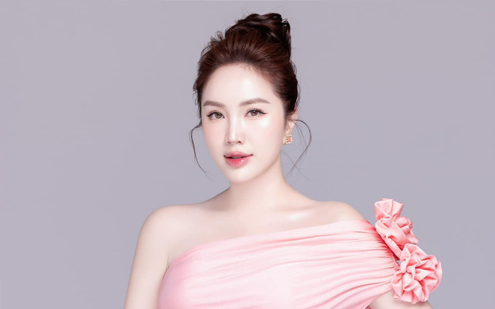 Một nữ ca sĩ Vbiz bất ngờ đăng đàn gây chú ý giữa thông tin liên quan đến Thiên An Ảnh 2