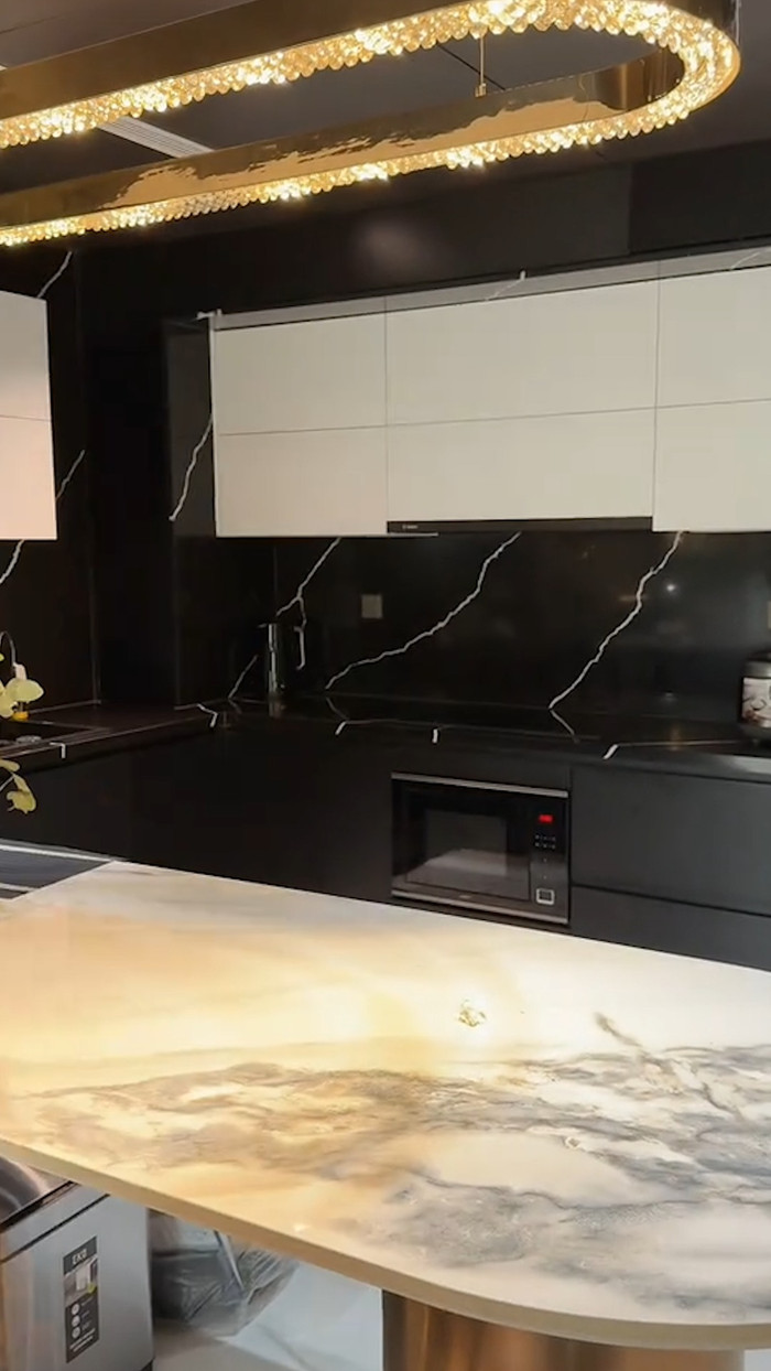 Đỗ Thị Hà đang sống trong một căn hộ rộng rãi, sang trọng. (Ảnh FBNV)