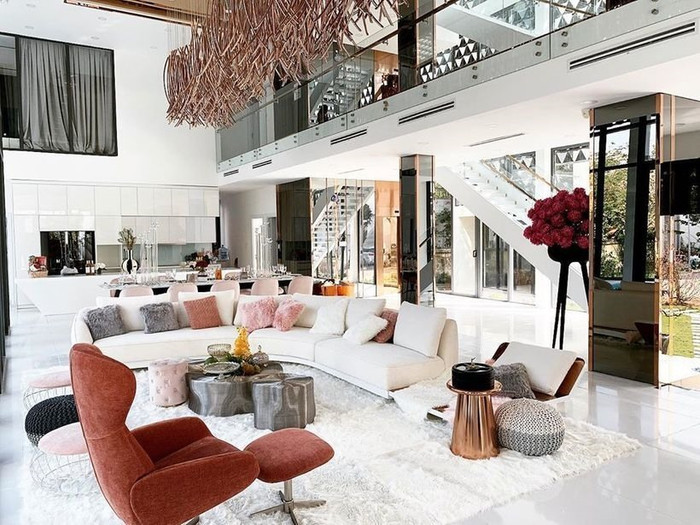 Căn biệt thự 50 tỷ đồng của Ngọc Trinh. (Ảnh FBNV)