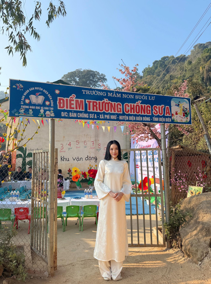 Trường học đầu tiên trong dự án cộng đồng của Hoa hậu Kỳ Duyên đã hoàn thành. (Ảnh: FBNV)