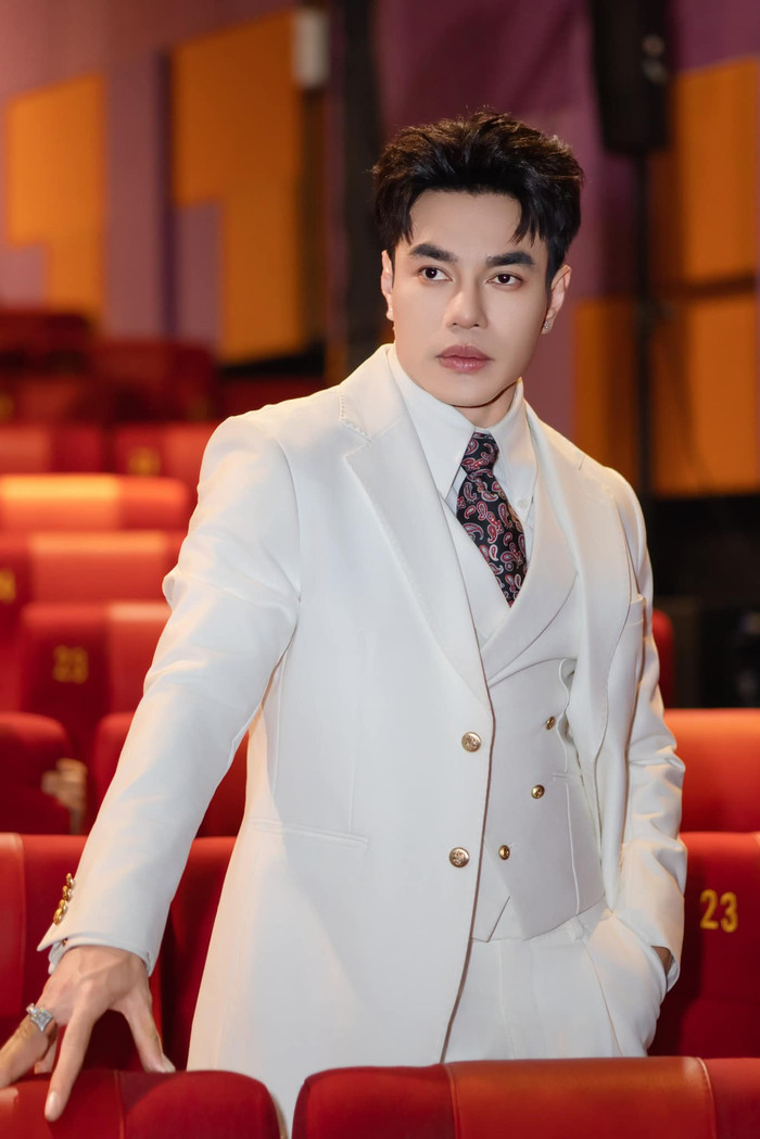 Lê Dương Bảo Lâm nỗ lực nhiều để gặt hái thành quả trong sự nghiệp diễn xuất. (Ảnh FBNV)