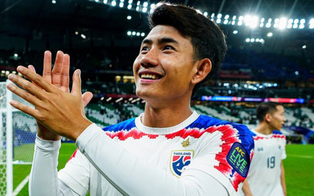 Ngả mũ trước em trai Supachok Ảnh 2