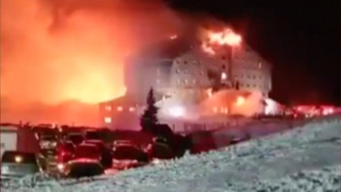 Cháy khách sạn khu nghỉ dưỡng, ít nhất 66 người thiệt mạng Ảnh 2