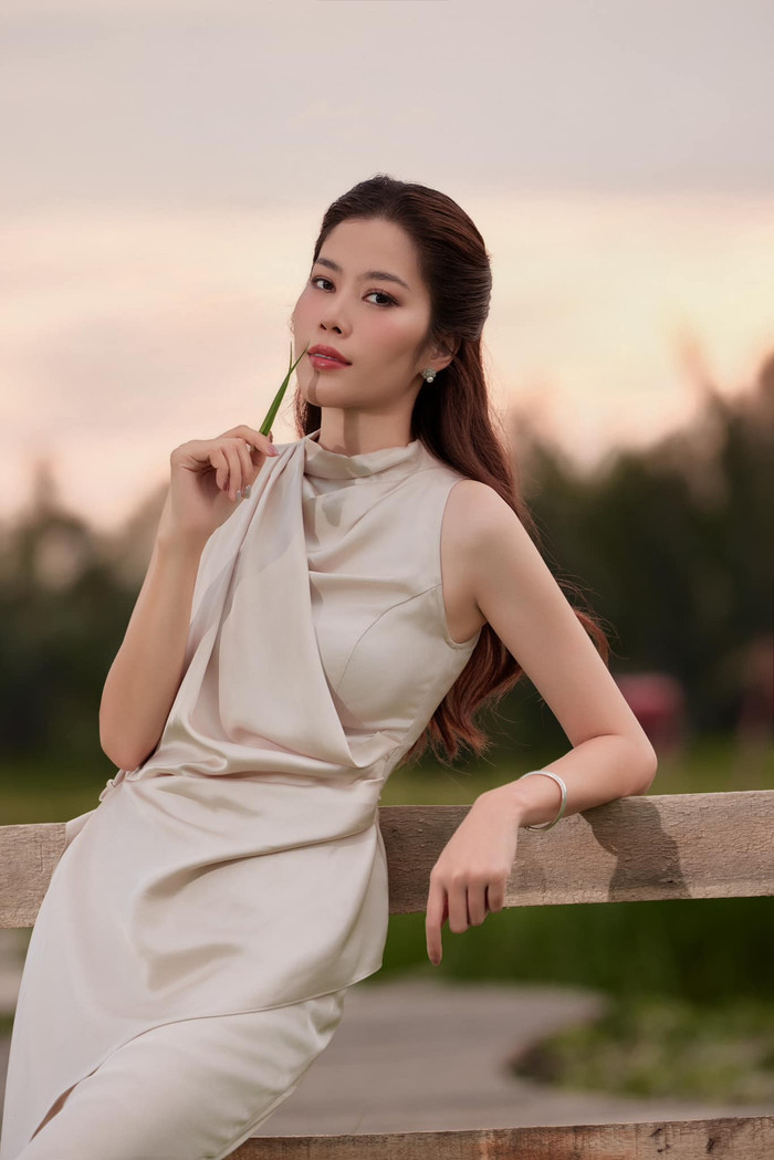 Người đẹp từng 'bóc phốt' bạn trai chia tay đòi quà nhưng sau đó lại tái hợp. (Ảnh FBNV)