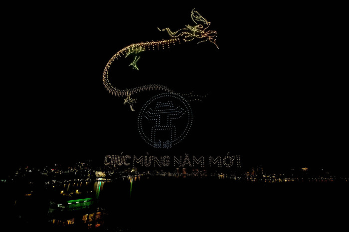 Hà Nội sẽ trình diễn drone hoả thuật vào đêm Giao thừa Tết Ất Tỵ 2025.