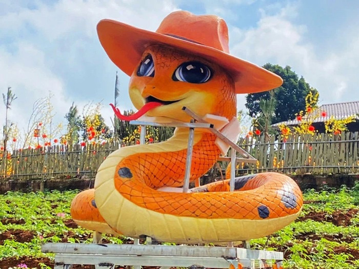 Bé Na do nghệ nhân Đinh Văn Tâm thực hiện tại farmstay Mây Lưng Đồi, xã Hướng Tân, huyện Hướng Hóa, Quảng Trị.