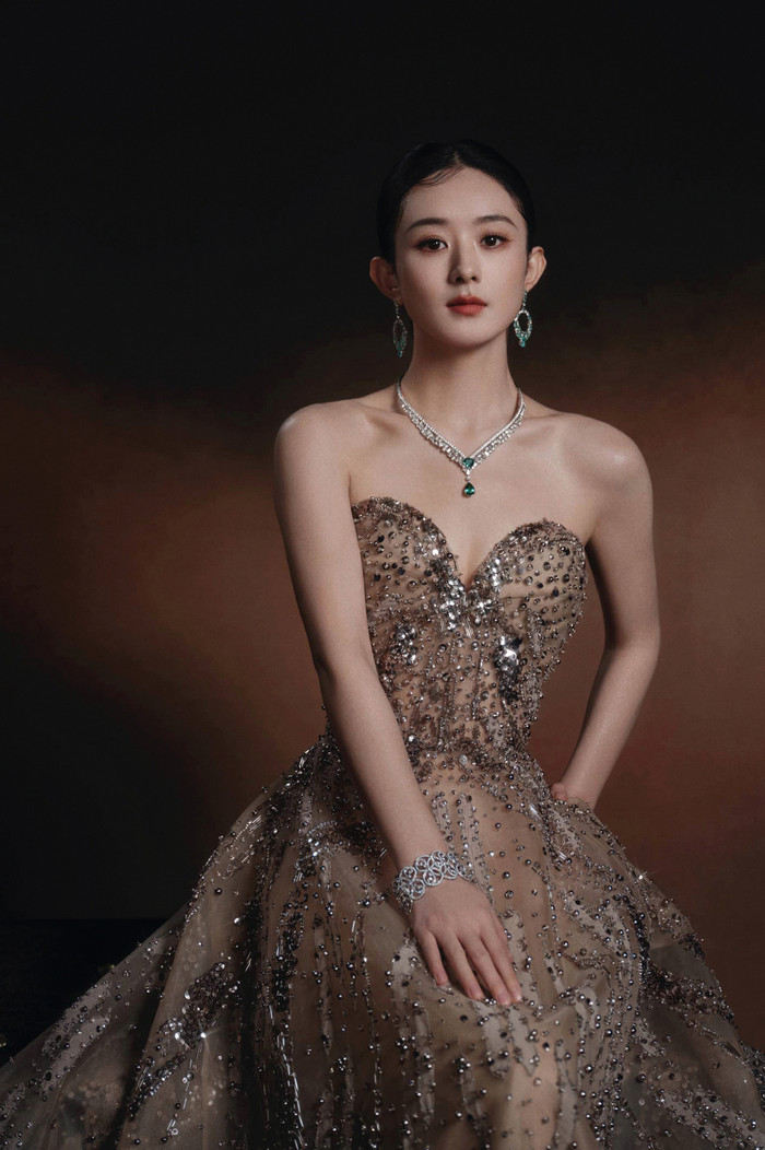 Triệu Lệ Dĩnh có giá trị thương mại kém nhất trong dàn sao nữ cùng thời.