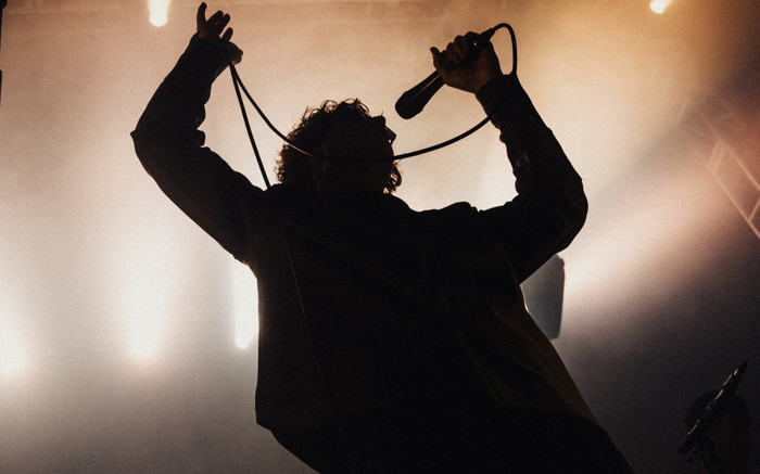 Nam ca sĩ nổi tiếng một thời tuyên bố giải nghệ, đóng cửa công ty Ảnh 2