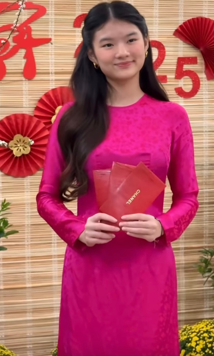 Con gái nữ diễn viên Trương Ngọc Ánh thừa hưởng nhiều nét đẹp của ba me. Ảnh: Chụp màn hình