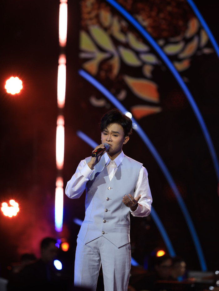 Hồ Văn Cường gặp biến cuối năm, liên quan đến chuyện tiền bạc Ảnh 2