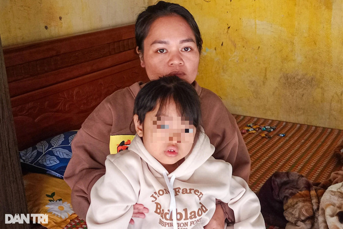 Vợ con của nam shipper Trần Thành