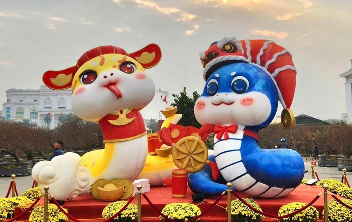 Cặp 'bé Na' của Phú Thọ được nhiều người bình chọn là 'Hoa hậu rắn' năm nay