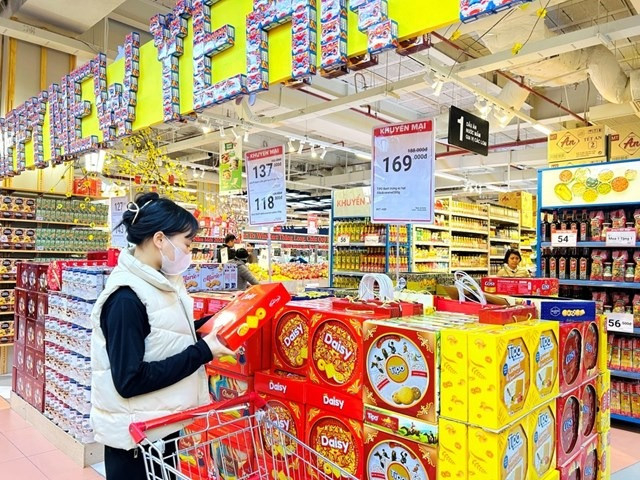 Chi tiêu Tết là vấn đề khiến nhiều bà nội trợ đau đầu. (Ảnh minh họa)